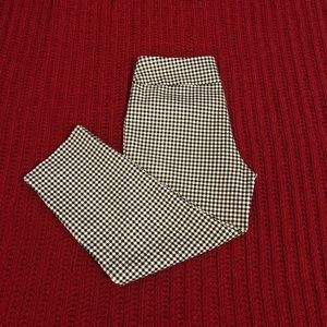 Counterparts Black & White Checkered Capri Pants Size 4